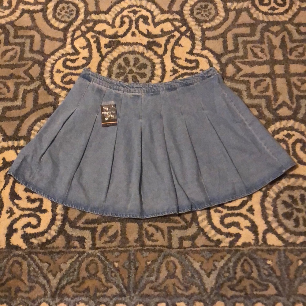 Pleated Denim Skirt from Forever21+
